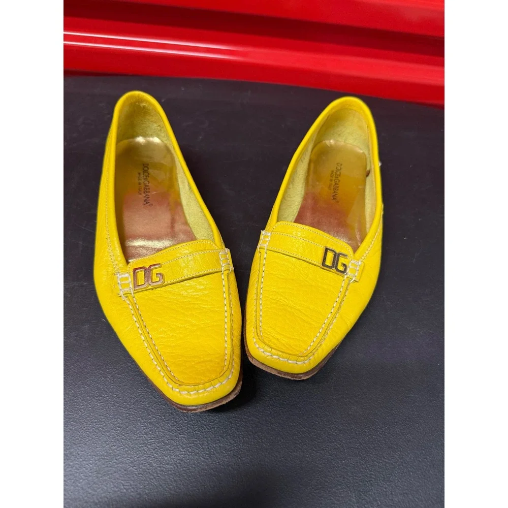 Dolce & Gabbana Womens Yellow Leather DG Logo Square Toe Loafers Flats Size 37